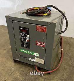 Chargeur de batterie pour chariot élévateur Ametek Battery-Mate 100 AC1000. 750H3-12G, 24V, 3ph