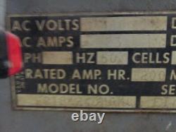 Chargeur de batterie pour chariot élévateur C & D ER18K240MGMC 36VDC 480VAC 18 cellules 1200A par heure