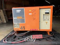 Chargeur de batterie pour chariot élévateur C&D FR12HK850M Ferro Five FR Series 24V 155A 3 phases