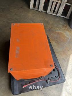 Chargeur de batterie pour chariot élévateur C&D FR12HK850M Ferro Five FR Series 24V 155A 3 phases