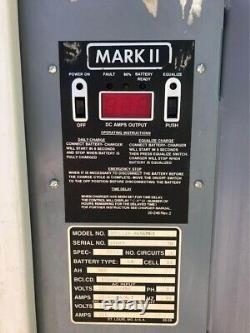 Chargeur de batterie pour chariot élévateur Eagle Mark II modèle 3PFE12B-865EMES 24 volts