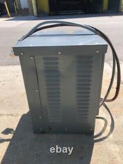 Chargeur de batterie pour chariot élévateur Eagle Mark II modèle 3PFE12B-865EMES 24 volts