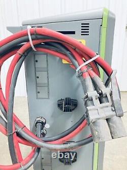 Chargeur de batterie pour chariot élévateur Enersys Exe3-mr-4y 480VAC 3 phases 50/60Hz 24/36/48V