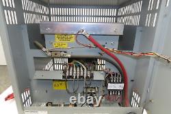 Chargeur de batterie pour chariot élévateur Ferro IFR12CE255 24V 255AH 48A 1 Phase 240/480V