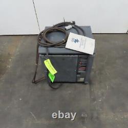 Chargeur de batterie pour chariot élévateur GNB FER10012-750 S1 24V 120A 12 cellules 240/480V 1PH 750AH