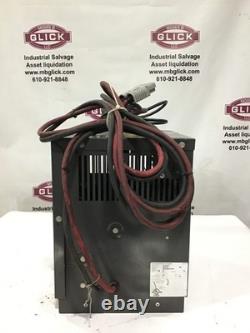 Chargeur de batterie pour chariot élévateur Hawker Lifeguard LST2030F1A
