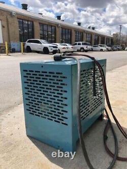 Chargeur de batterie pour chariot élévateur Hertner Auto 1000 modèle TN-12-550 24 volts