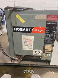 Chargeur de batterie pour chariot élévateur Hobart 24V, PH1, 208/240/480v