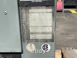 Chargeur de batterie pour chariot élévateur Hobart 24 Volt, 94 Amp, 381/450 AH 450B1-12