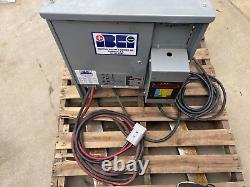 Chargeur de batterie pour chariot élévateur IBCI LA 36V XRTZ18-750E IBCI 480v 3 phase 750AH 18 cellules