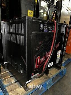 Chargeur de batterie pour chariot élévateur Quarterhorse 36VDC 18 cellules avec égaliseur QHC018M0750S9D