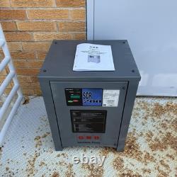 Chargeur de batterie pour chariot élévateur / industriel 24V avec entrée 208/240/480V GNB