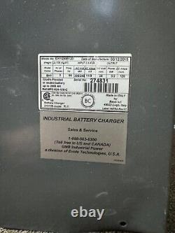 Chargeur de batterie pour chariot élévateur industriel GNB EHY 3 phases 240 volts EHY24M120