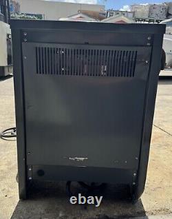 Chargeur de batterie pour chariot élévateur industriel GNB EHY 3 phases 240 volts EHY24M120