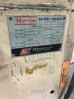 Chargeur de batterie pour chariot élévateur industriel Hertner 3TF18-775