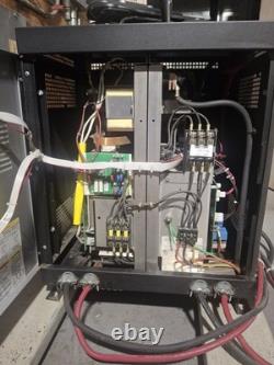 Chargeur de chariot élévateur Ametek Prestolite Power Eclipse II Plus 800EC3-12S2 (double)
