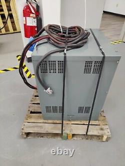 Chargeur de chariot élévateur Prestolite Power Battery Mate - multivoltage