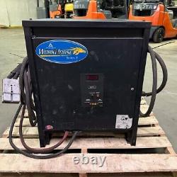 Chargeur de chariot élévateur d'occasion WorkHorse 36 volts 750 ampères-heures triphasé