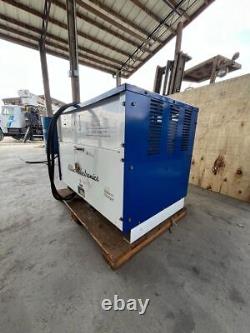 Chargeur de chariot élévateur industriel 36 volts 140 ampères Alltech triphasé 200/240/480 AC