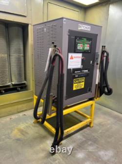 Chargeur de chariot élévateur rapide Aker Wade Twinmax 20 20kW