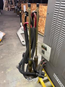 Chargeur de chariot élévateur rapide Aker Wade Twinmax 20 20kW