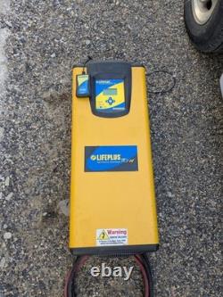 Chargeur intelligent de chariot élévateur Hawker LifePlus TC3-LP-10KW 24/36/48V 240A 3 phases