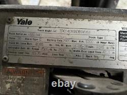 Chariot Élévateur Électrique Yale Erc040, Chargeur De Batterie Inclus