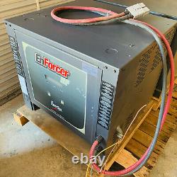 Enersys Enforcer Hf Eh3-12-1200 Chargeur De Batterie 480v/8a/3ph/60hz/1200amp Li53434