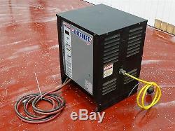 Hawker Powersource Lifeguard Lg12-540f1a Chargeur 24v 97a Ah540 1ph 60hz 12cells