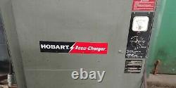 Hobart Chargeur Accu Chariot À Fourche 24 Volt DC Chargeur De Batterie 865c3-6 Nice