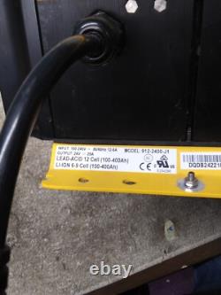 JLG 0400236 CHARGEUR DE BATTERIE. Pièce OEM authentique 24V