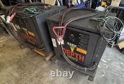 Lot de 2 chargeurs de batterie pour chariot élévateur Exide Depth 24VDC DE2 12-850 SDE2-12-850