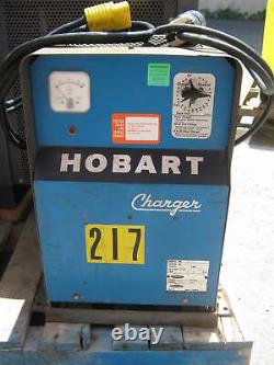 Modèle De Chargeur De Batterie Hobart 15v# 1r6-432