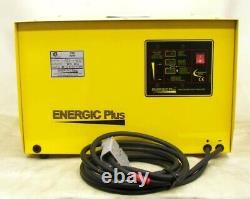 Nouveau chargeur de chariot élévateur monophasé 240 V 60 A 36 V 208 V 220 V 1P 60 A