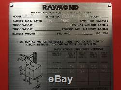 Raymond Chariot Élévateur Électrique 20i-s30tt Avec Chargeur De Batterie De Cheval De Travail